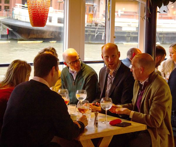 Successful gin tasting evening aboard 6 O'clock Gin's boat